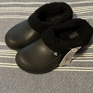 Women size 11 blitzen clog